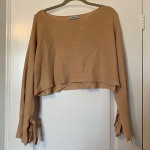 Zara sweater with cute sleeves